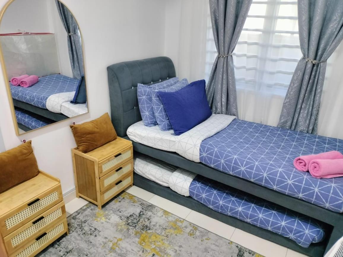 Fazlizasuite Homestay @ Teluk Kemang-Muslim Preferred Port Dickson Kültér fotó